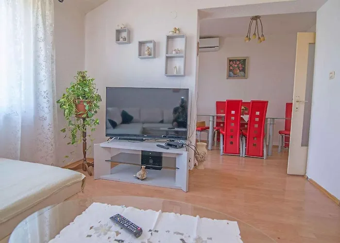 In 35946 Mali Lošinj