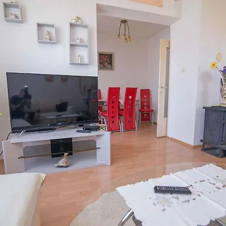 In 35946 Apartment *